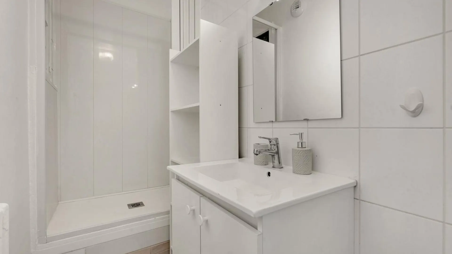 Appartement Et Petit Box Proche Metro Et Gare トゥールーズ フランス
